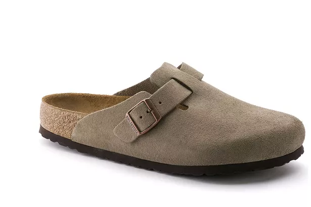 Birkenstock sales to surge in UK as trendy footwear brand makes latest update